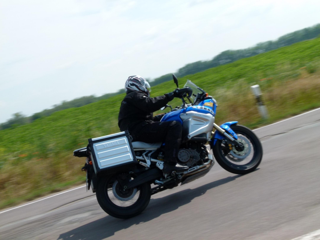 Fahrbericht Yamaha XT1200Z Super Ténéré ABS: Tausendsassa mit Charakter