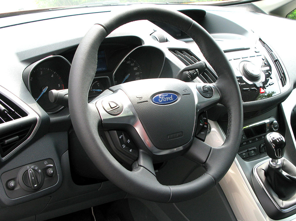 Ford Grand-C-Max: Blick ins Cockpit. 