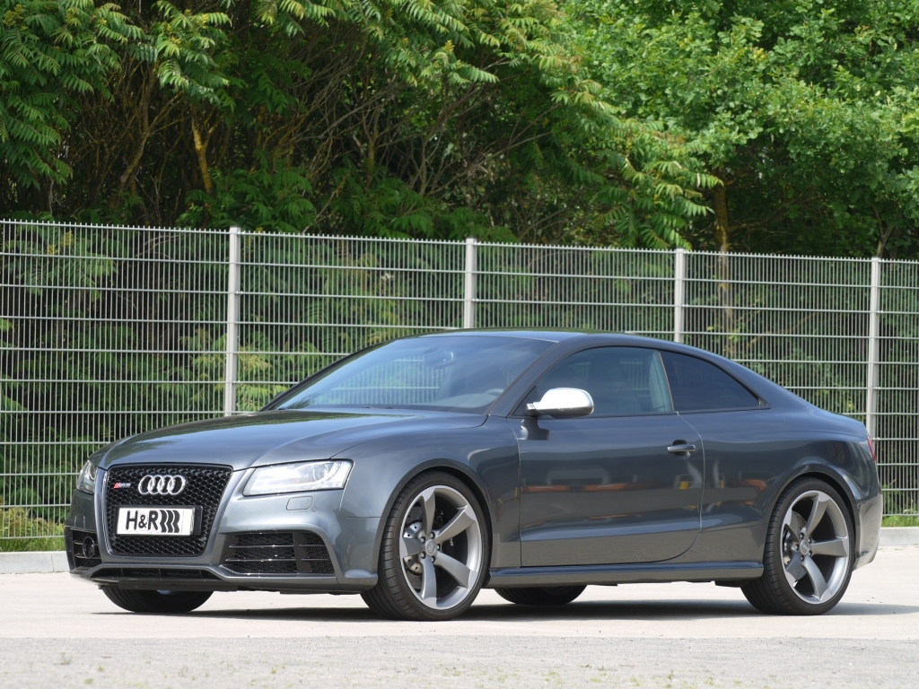 H&R legt Hand an Audi RS5