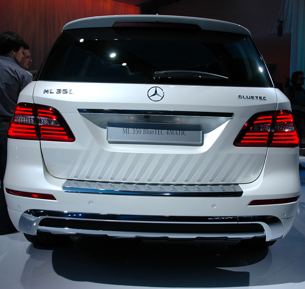 Mercedes M-Klasse: Blick auf die Heckpartie. 