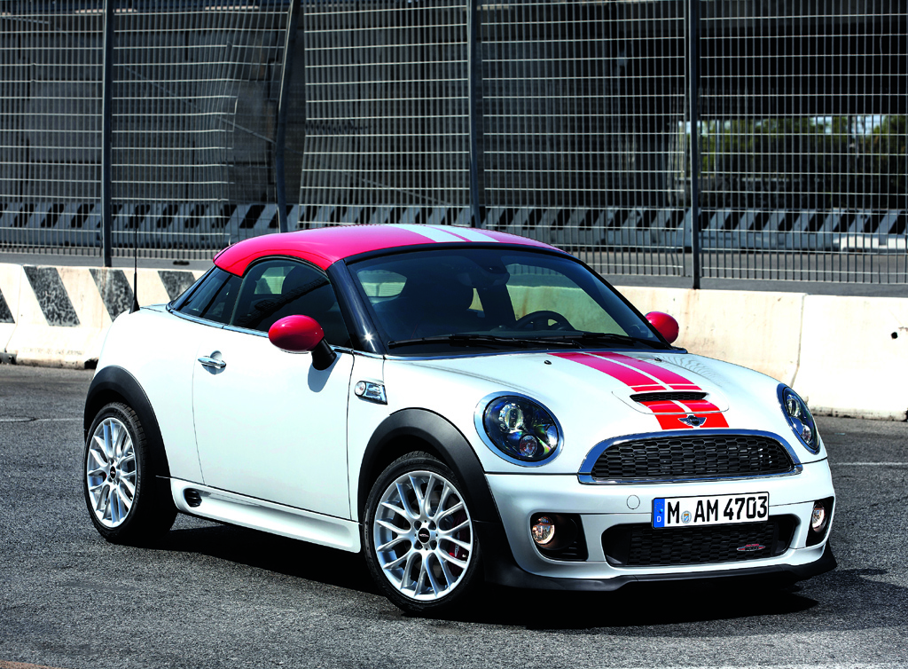 Mini Coupé: Auffällig ist die Helmdach-Form. 