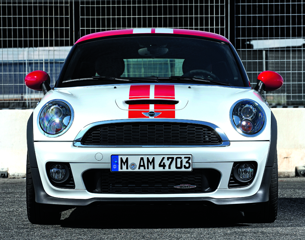Mini Coupé: So sieht die Serienversion von vorne aus. 