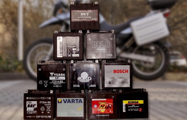 Motorradbatterie auf dem Prüfstand