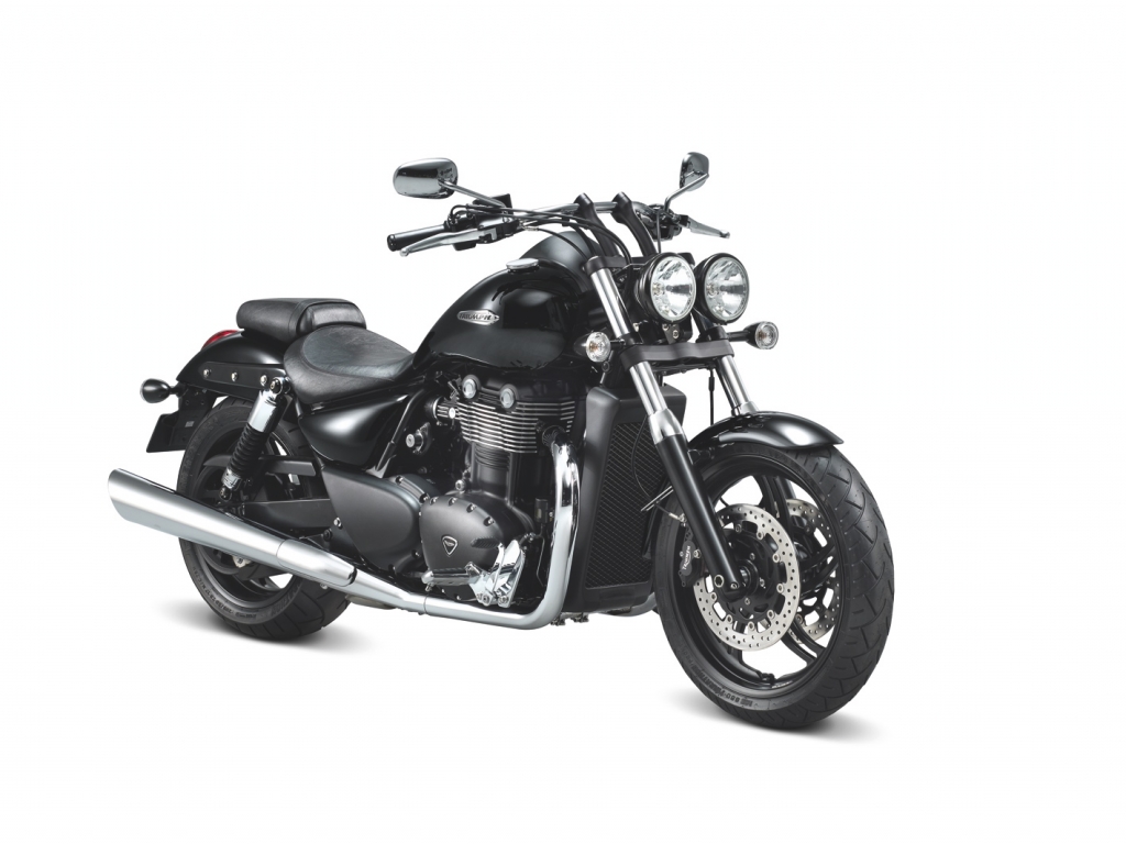 Motorradfahrbericht Triumph Thunderbird Storm: Hubraum durch nichts zu ersetzen