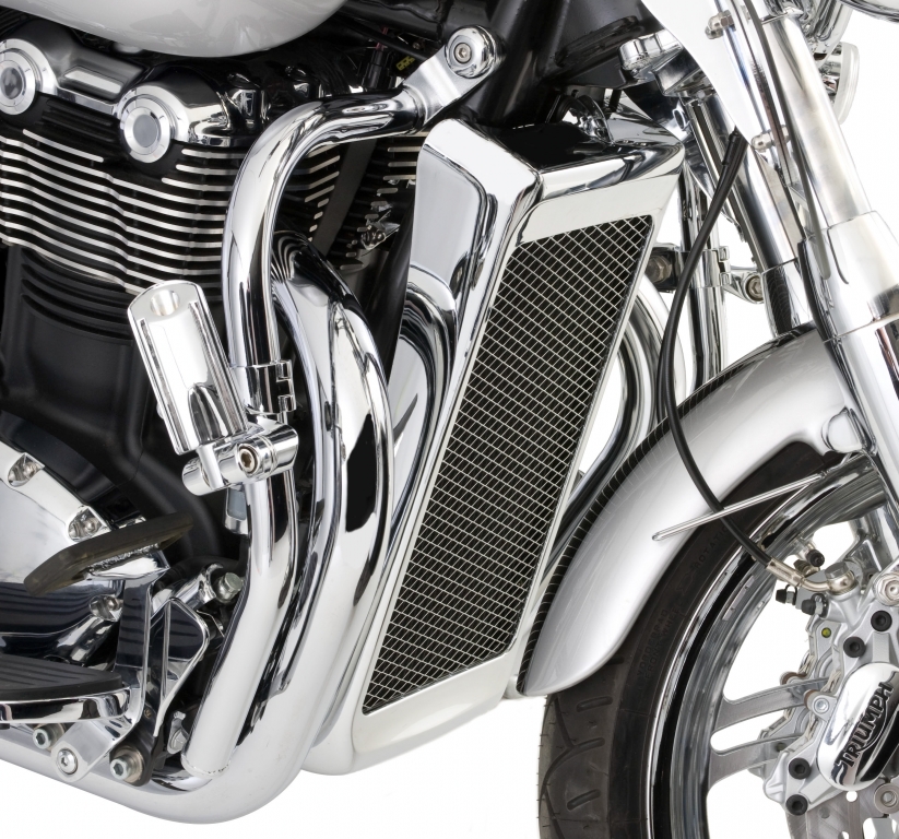Motorradfahrbericht Triumph Thunderbird Storm: Hubraum durch nichts zu ersetzen