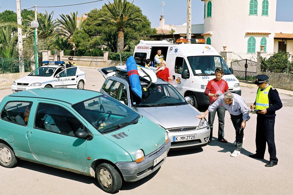 Nur jeder zweite Autofahrer kennt die Verkehrsregeln im Urlaubsland