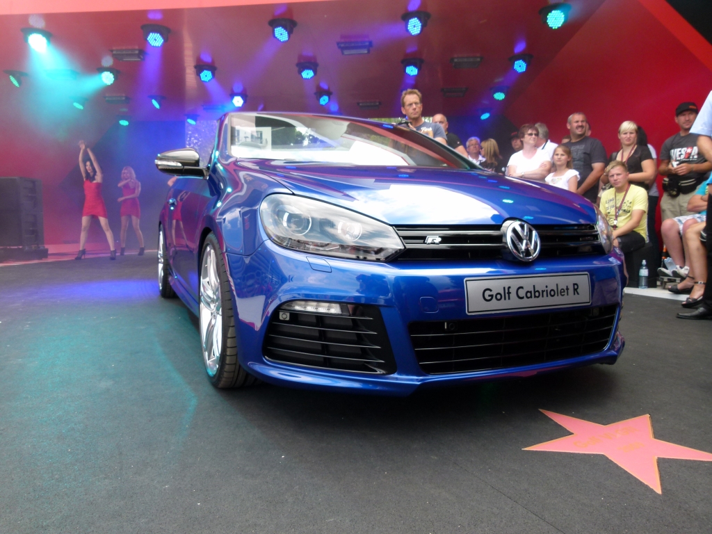 Oben ohne am Wörthersee – Golf GTI  und R Cabrio