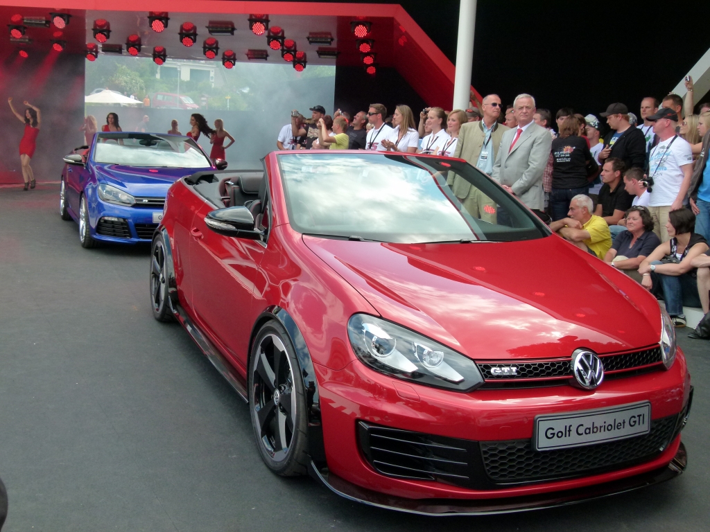 Oben ohne am Wörthersee – Golf GTI  und R Cabrio