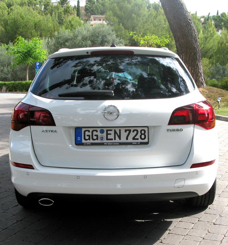 Opel Astra Sports Tourer: ... in der Kompaktbaureihe der Rüsselsheimer. 