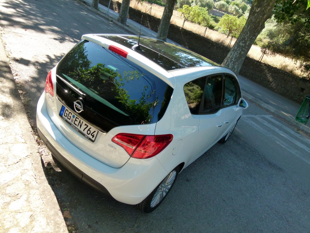 Opel Astra Sports Tourer & Opel Meriva: So kommt die Familie wieder auf Kurs