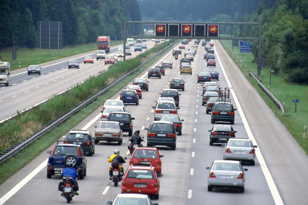 Pünktlich zum Reisestart: Tauerntunnel mit zweiter Röhre