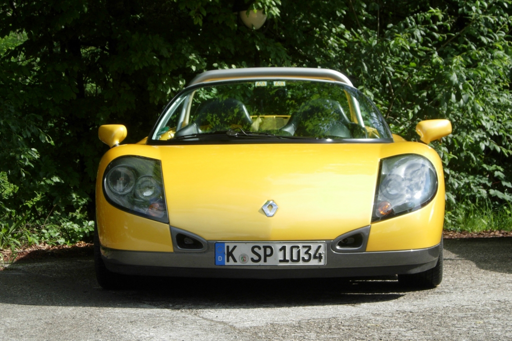 Panorama: Renault Sport Spider - Nacktes Alpenglühen