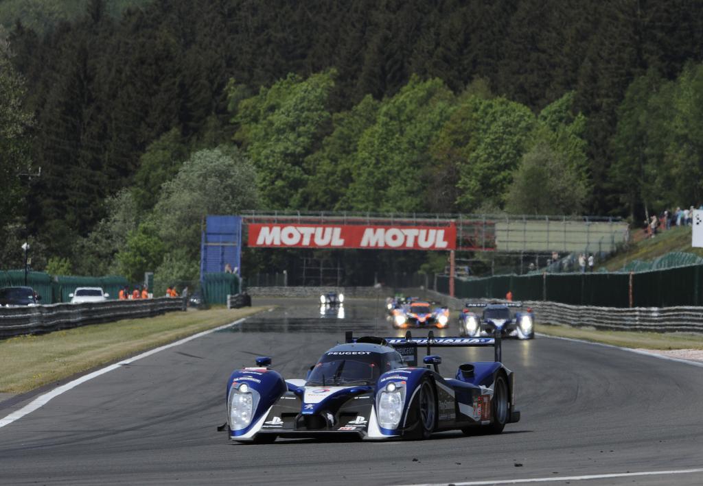 Peugeot 908.