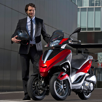 Piaggio MP3 YOUrban 300 LT: Junger Stadtflitzer auf drei Rädern