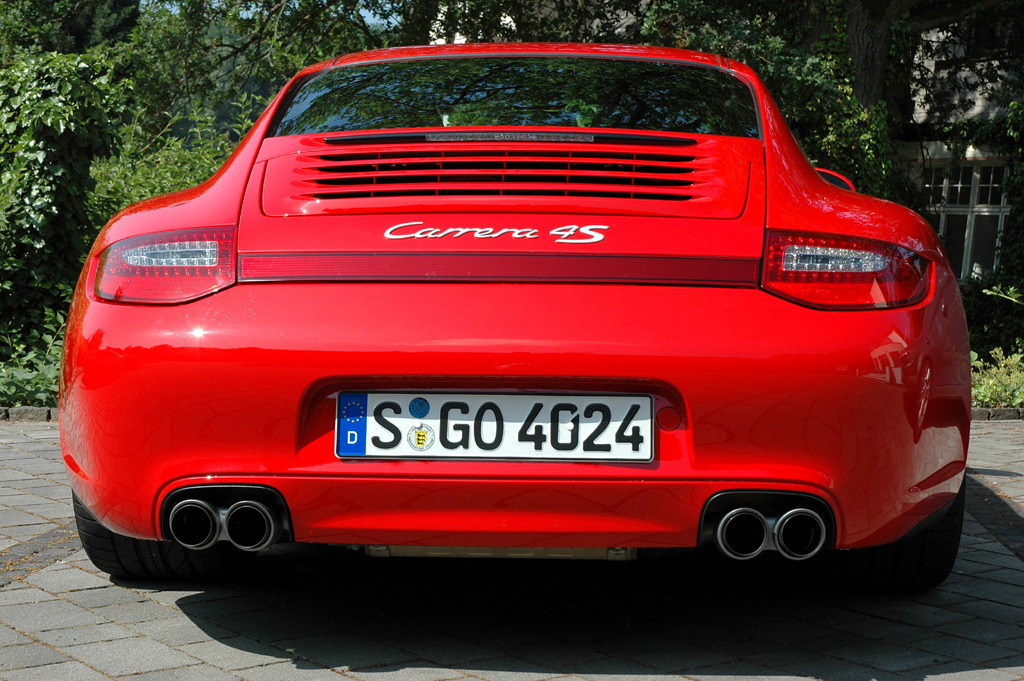Porsche 911 Carrera 4S Coupé: Auffällig ist die breitere Karosserie am Heck. 