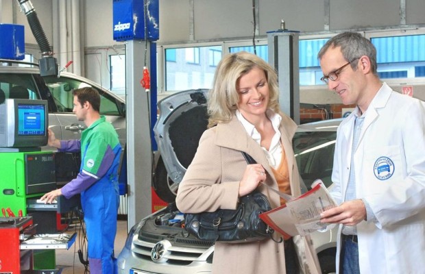 Ratgeber Autogarantie - Ohne Stempel keinen Schutz