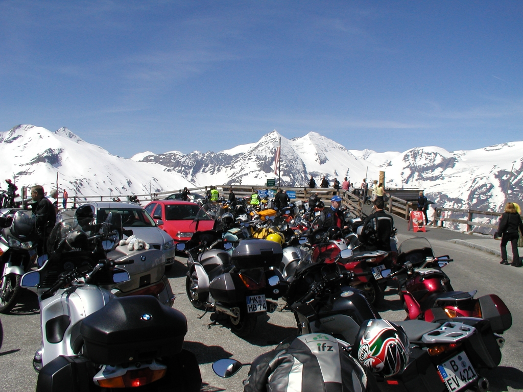 Ratgeber Motorradurlaub: Mit Freunden auf Tour