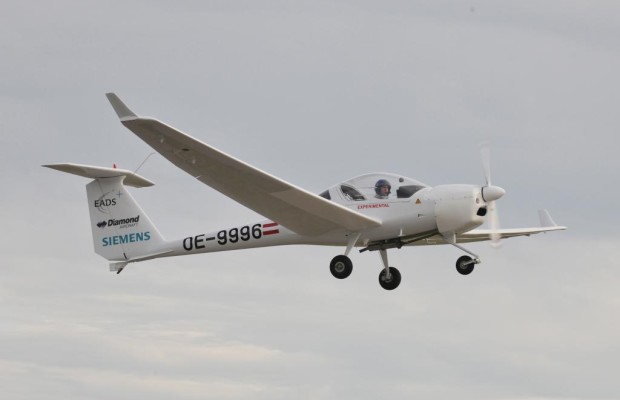 Siemens präsentiert Hybridflugzeug