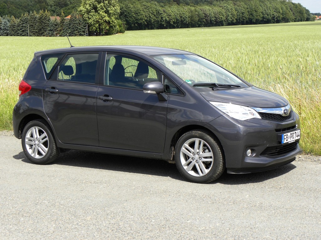 Subaru Trezia.