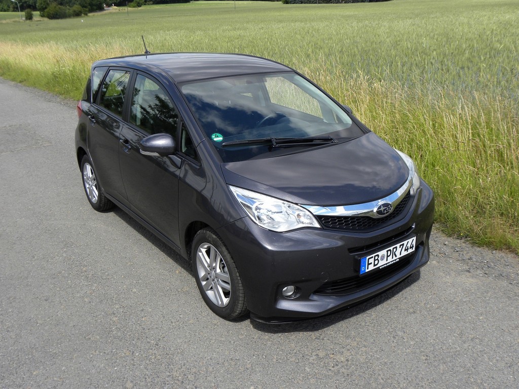 Subaru Trezia.