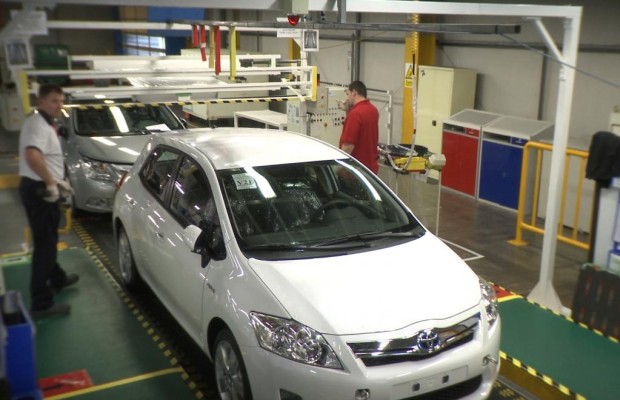 Toyota baut Autos mit Sonnenenergie