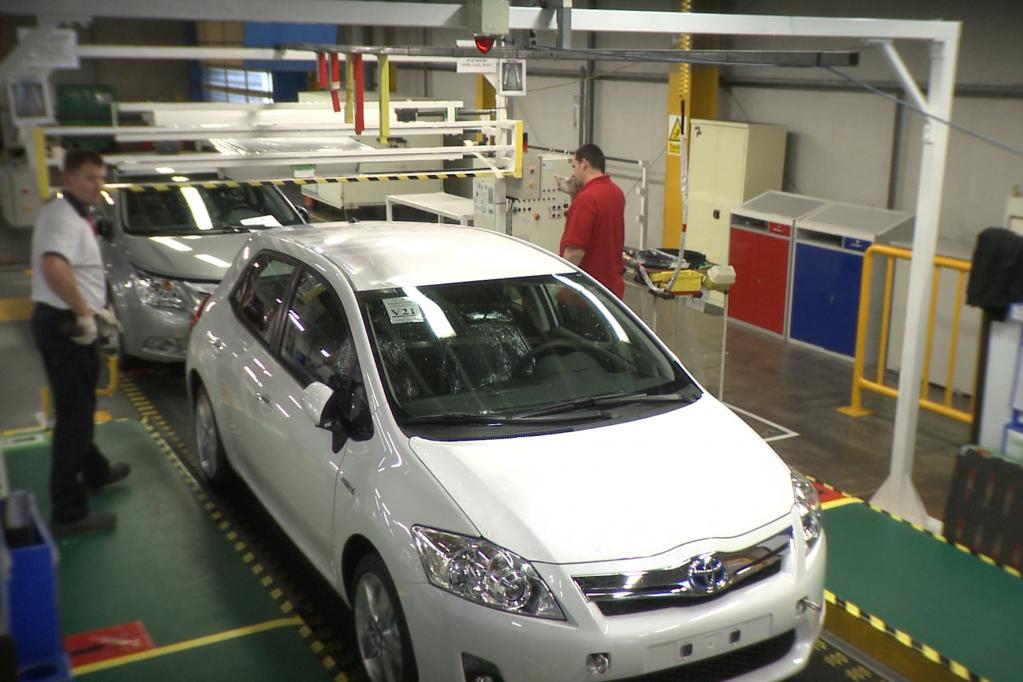 Toyota baut Autos mit Sonnenenergie