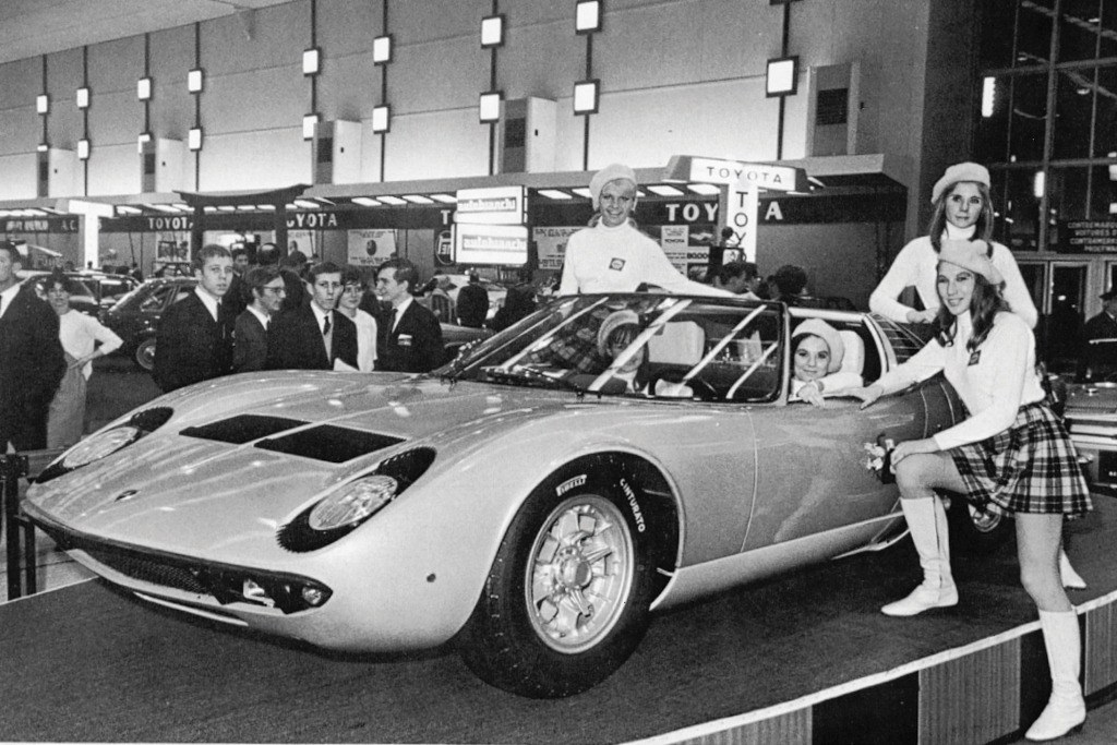 Tradition: 45 Jahre Lamborghini Miura - Kampfstiere kontra Cavallino Rampante 