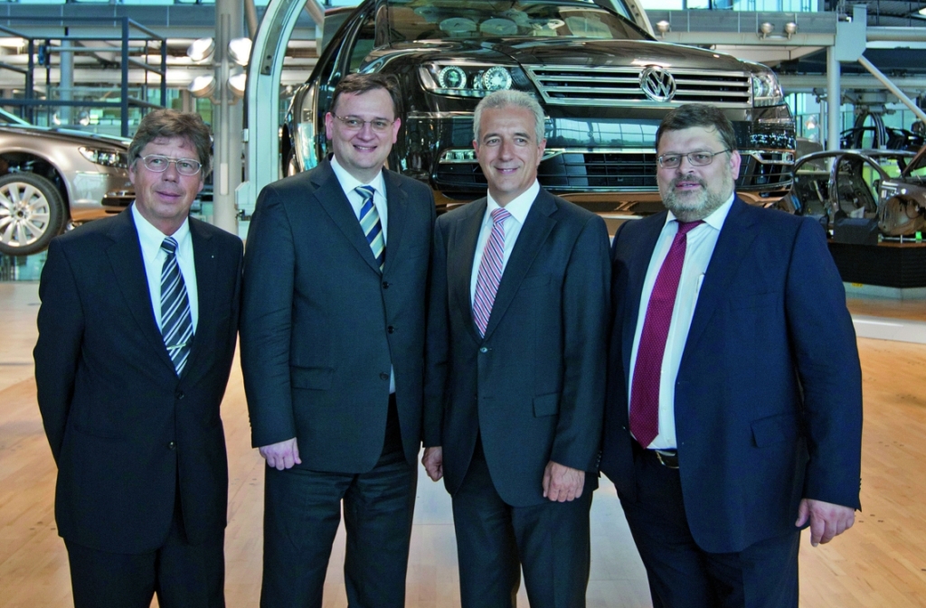 Tschechischer Ministerpräsident zu Gast in der Gläsernen Manufaktur