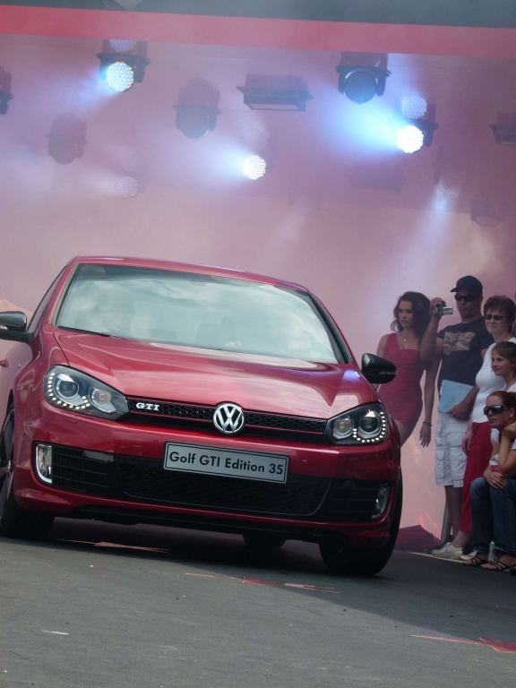 VW Golf GTI 