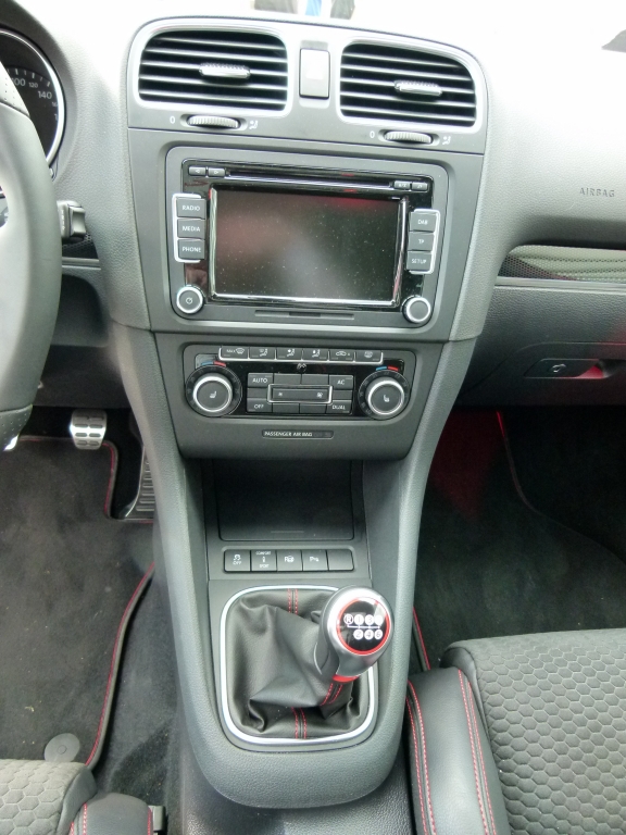 VW Golf GTI 