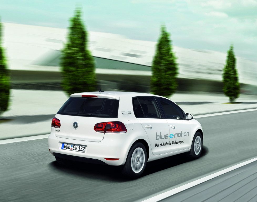 Volkswagen Golf Blue-e-Motion.
