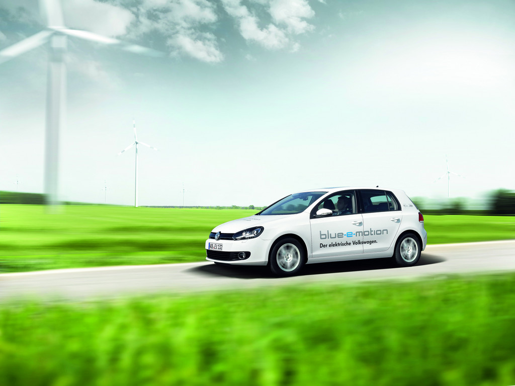 Volkswagen Golf Blue-e-Motion.