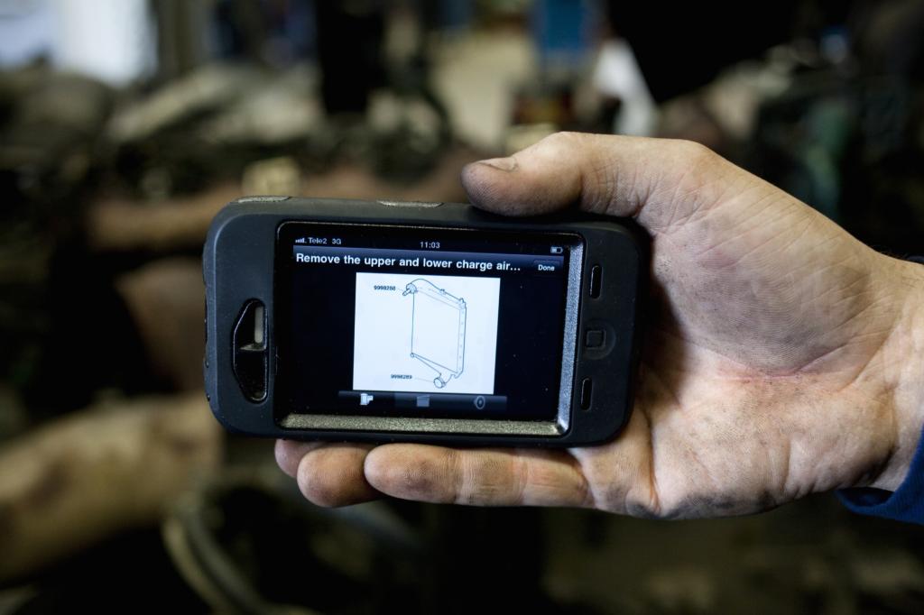 Volvo Trucks testet Smartphone-Technologie in den Werkstätten