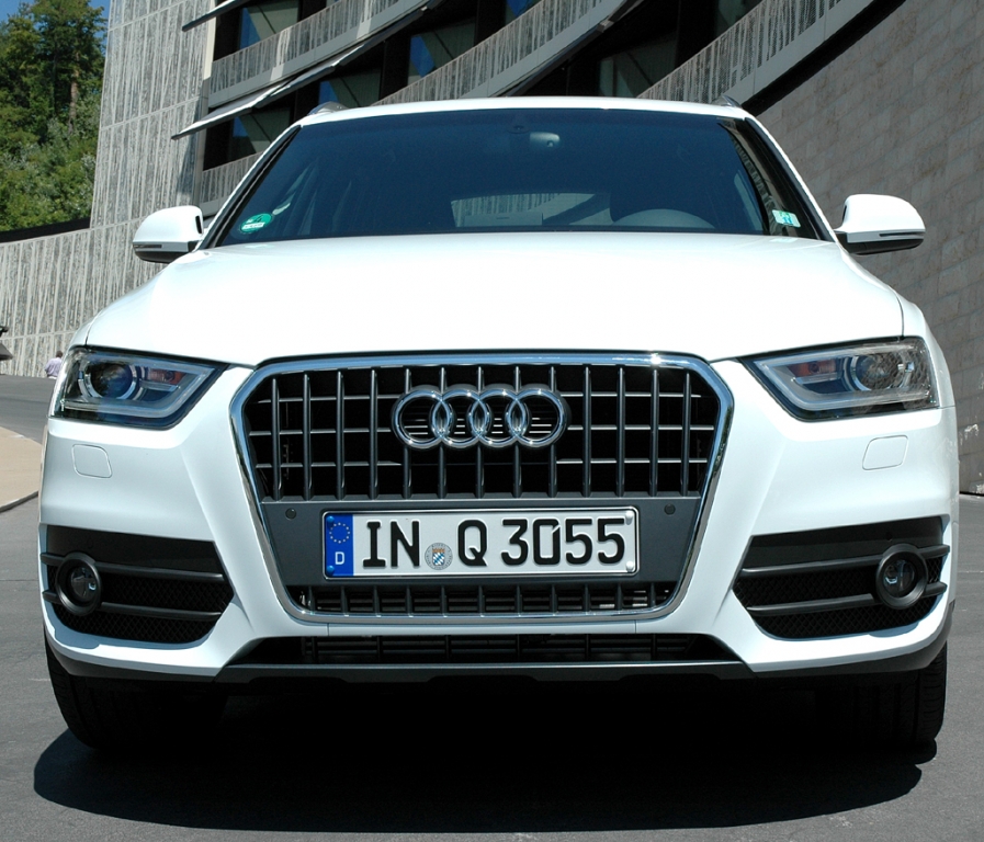 Audi Q3: Blick auf die Frontpartie des kompakten Premium-SUV
