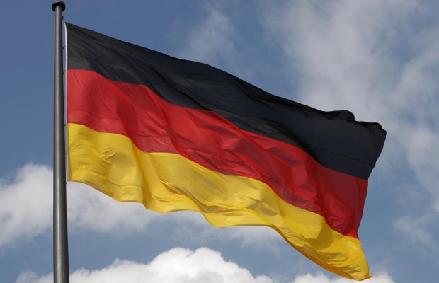 Aufpassen mit Autoschmuck zur Fußball-WM