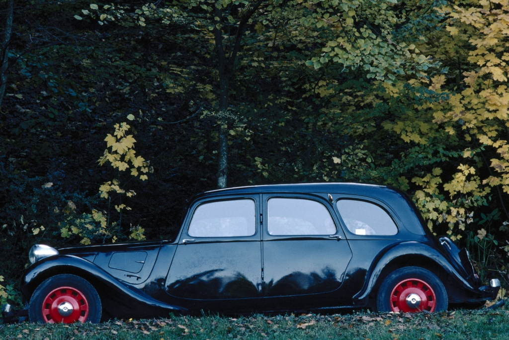 Bekannt unter dem Namen Gangsterlimousine - Citroen Traction Avant.