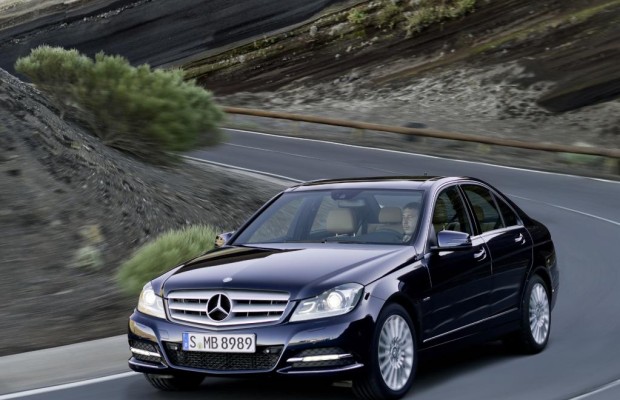 Bestnote für Mercedes-Benz Bank