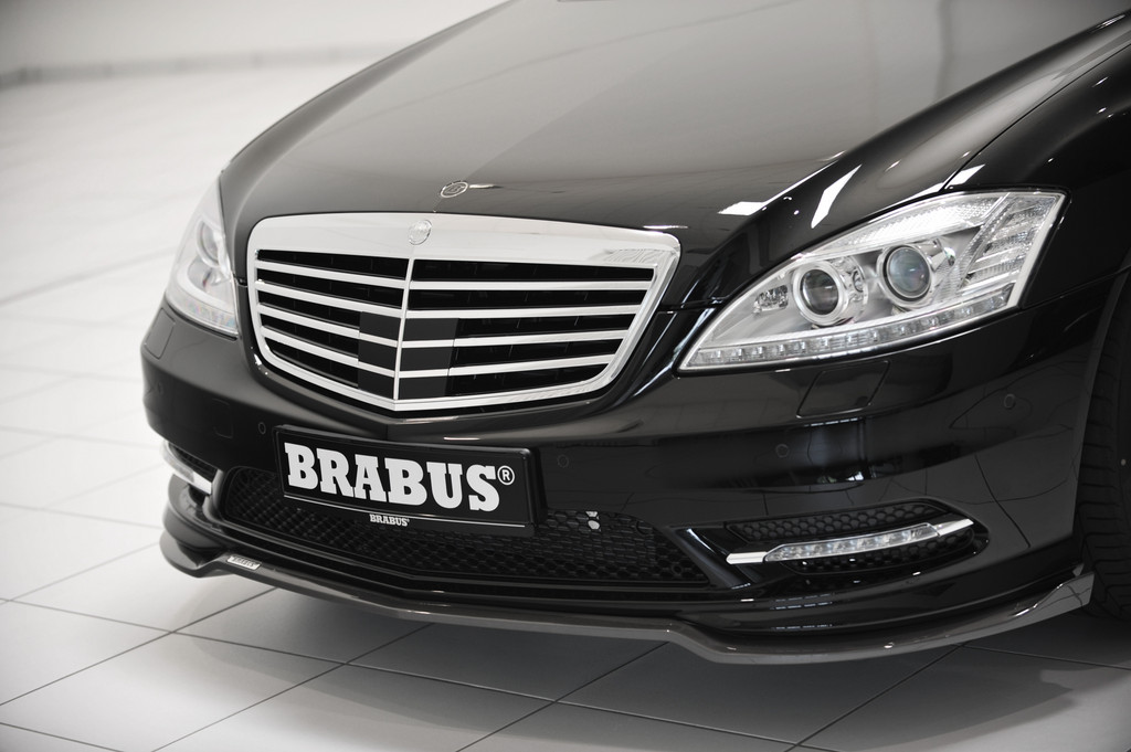 Brabus präsentiert Aerodynamikteile für AMG E- und S-Klasse Modelle