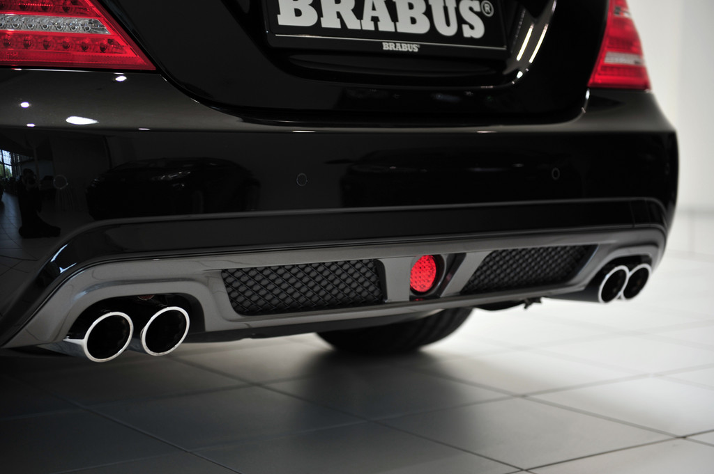 Brabus präsentiert Aerodynamikteile für AMG E- und S-Klasse Modelle