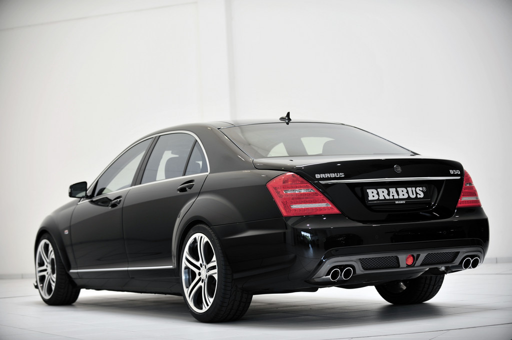 Brabus präsentiert Aerodynamikteile für AMG E- und S-Klasse Modelle