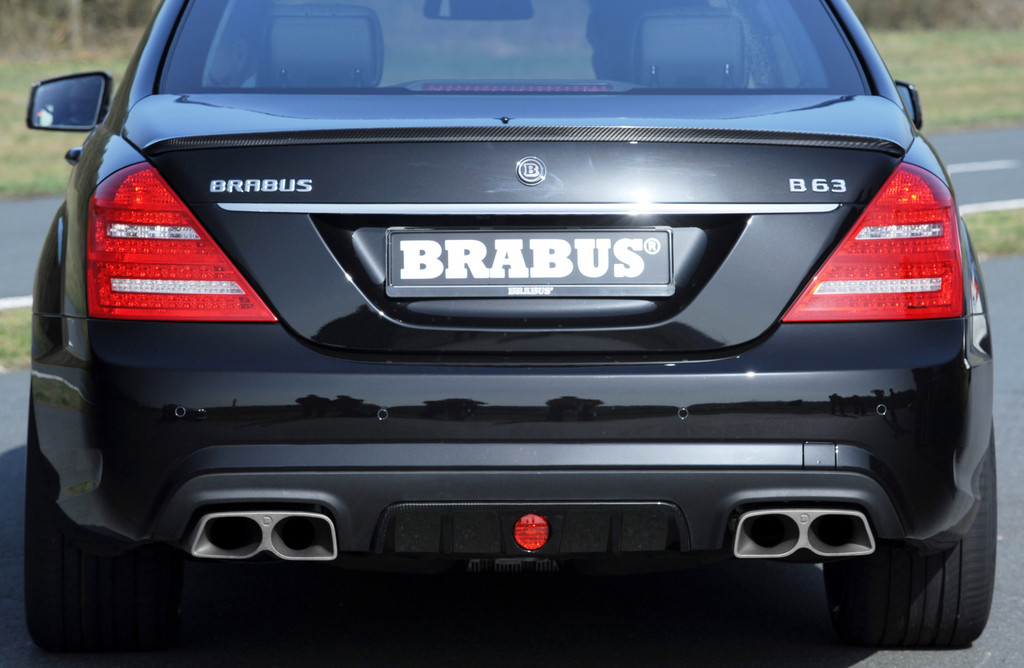 Brabus präsentiert Aerodynamikteile für AMG E- und S-Klasse Modelle