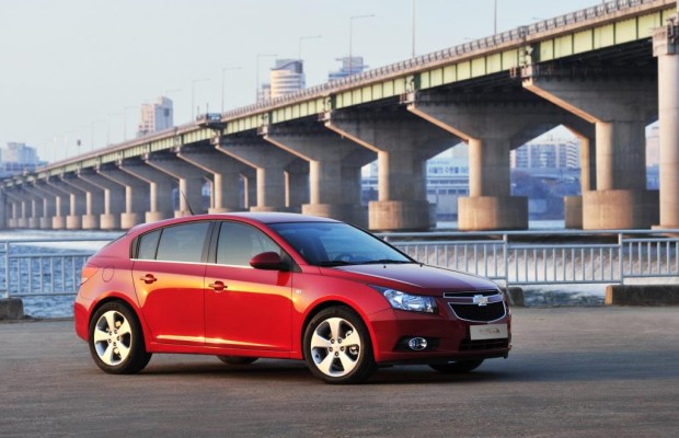 Chevrolet Cruze - Weg mit der Stufe