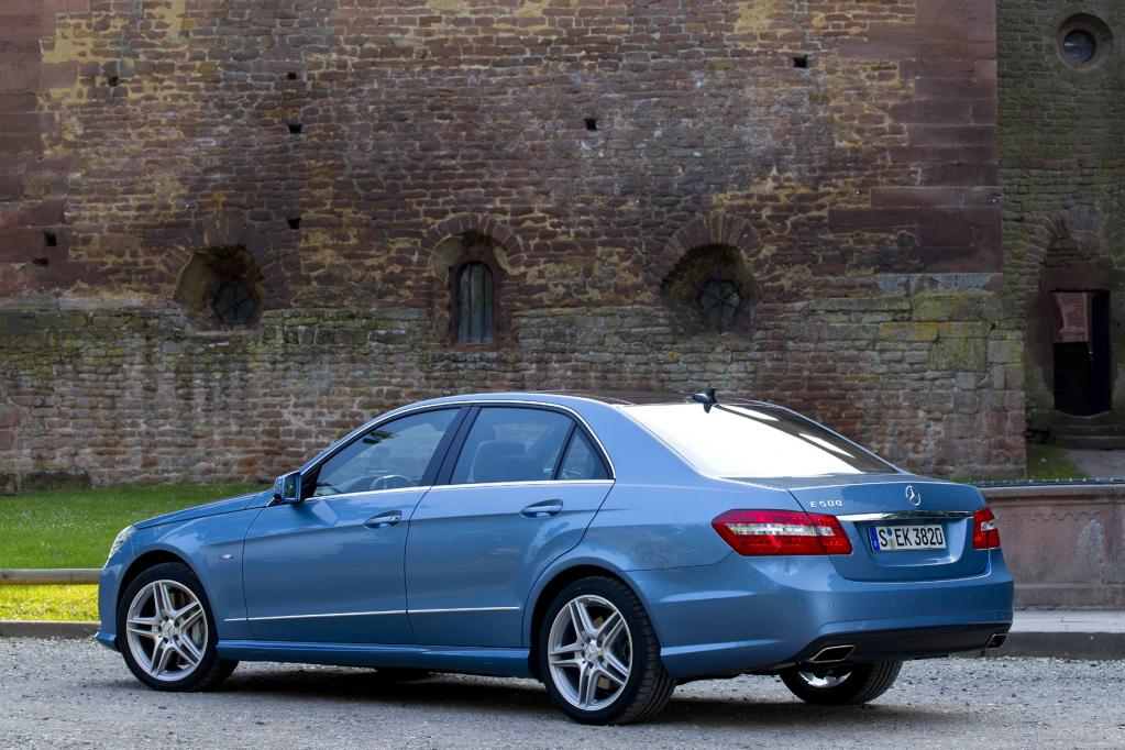 Daimler auf Rekordfahrt