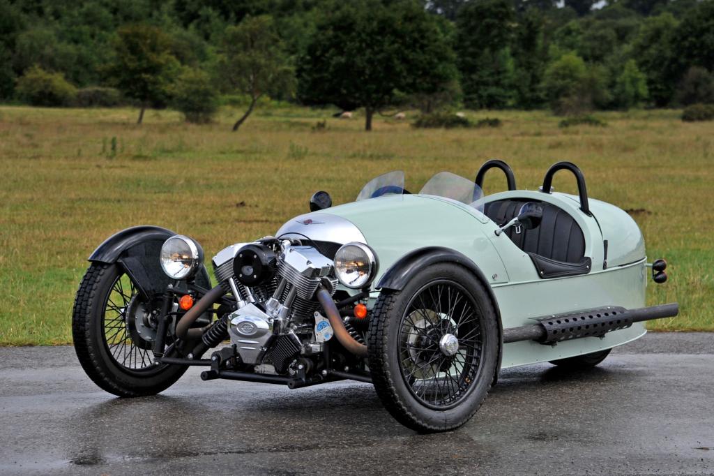 Der 3 Wheeler ist eine Hommage an den Threewheeler von 1090