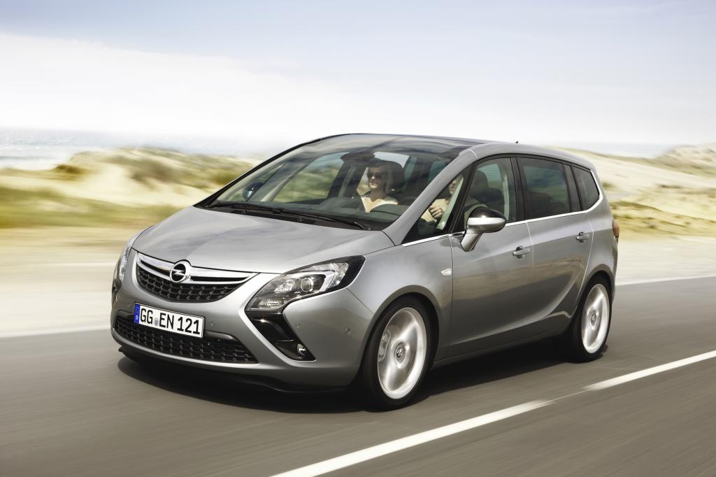 Der Zafira wächst deutlich