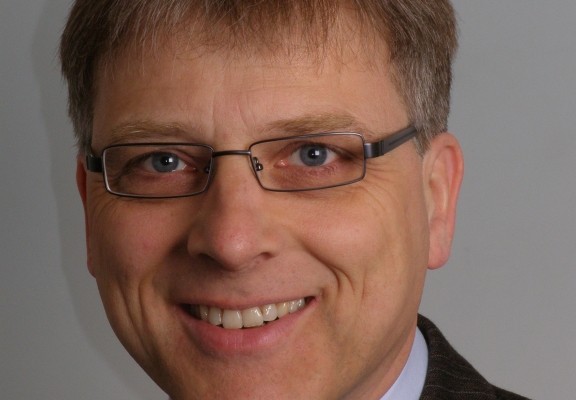 Dr. Walther ist Honorarprofessor an der Bauhaus-Universität Weimar