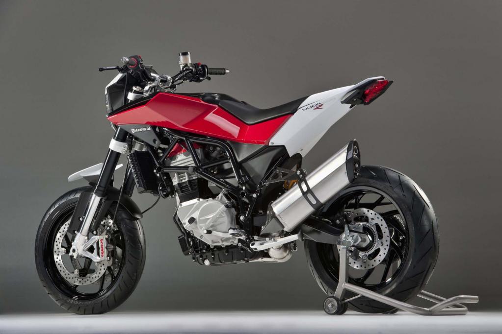 Ende 2011 soll die Nuda 900 beim Händler stehen. Der Preis ist noch nicht bekannt. 
