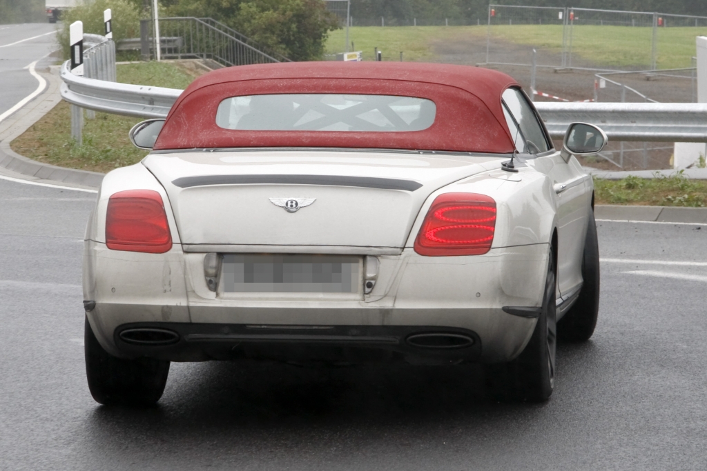 Erwischt: Erlkönig Bentley Continental GTC Speed
