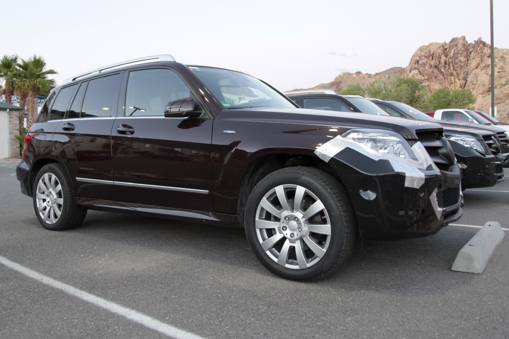 Erwischt: Erlkönig Mercedes GLK - Im Look der Brüder