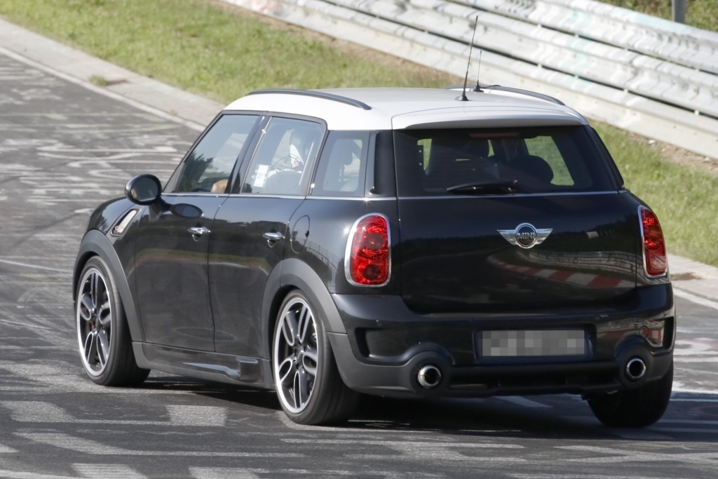 Erwischt: Erlkönig Mini Countryman John Cooper Works